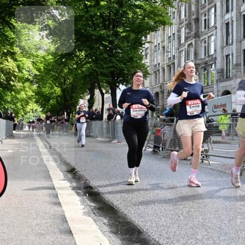 14.06.2026 - REWE Women's Run J. Mangold http://msf.ph/oto/9754120 14.06.2026 10:12:27 Ziel 10564, 10595, 10818, 10916, 11241, 11258, 11419 meine-sportfotos.de