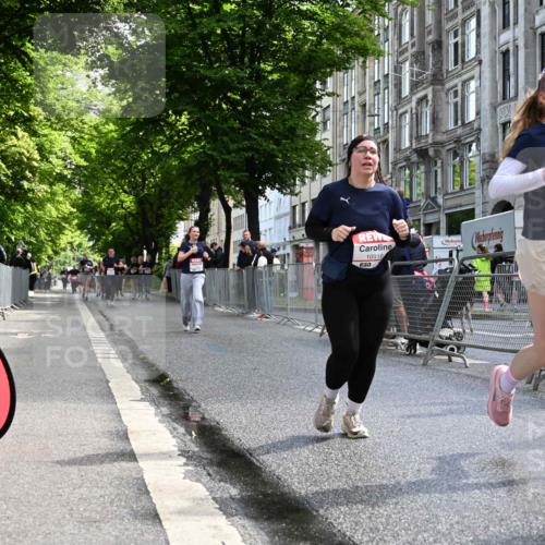 14.06.2026 - REWE Women's Run J. Mangold http://msf.ph/oto/9754129 14.06.2026 10:12:28 Ziel 10564, 10595, 10818, 10916, 11241, 11258, 11419 meine-sportfotos.de