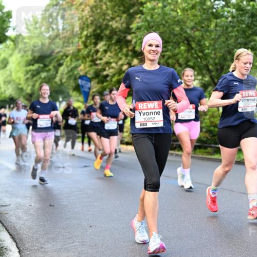14.06.2026 - REWE Women's Run Dr. Thomas Lammeyer http://msf.ph/oto/9754130 14.06.2026 09:17:21 Laufen 10952, 7, 10154 meine-sportfotos.de
