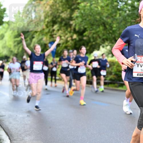 14.06.2026 - REWE Women's Run Dr. Thomas Lammeyer http://msf.ph/oto/9754142 14.06.2026 09:17:22 Laufen 10952 meine-sportfotos.de