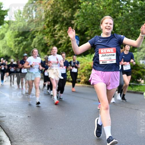 14.06.2026 - REWE Women's Run Dr. Thomas Lammeyer http://msf.ph/oto/9754170 14.06.2026 09:17:23 Laufen 11138, 7, 11335, 7 meine-sportfotos.de