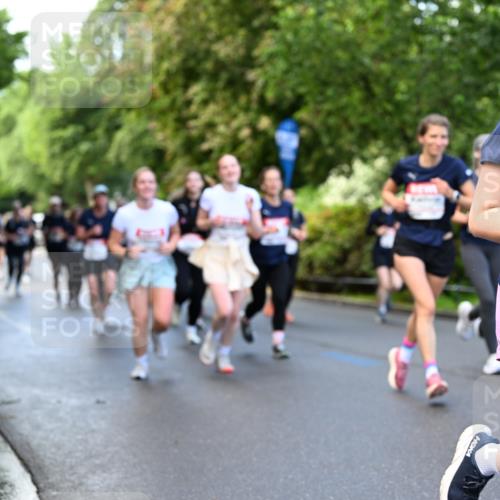 14.06.2026 - REWE Women's Run Dr. Thomas Lammeyer http://msf.ph/oto/9754179 14.06.2026 09:17:24 Laufen 138 meine-sportfotos.de
