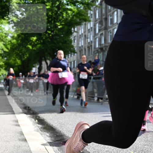 14.06.2026 - REWE Women's Run J. Mangold http://msf.ph/oto/9754189 14.06.2026 10:12:47 Ziel 10125, 10145, 10146, 10147, 10148, 10283, 10362, 10408, 10502, 10537, 10571, 10695, 11113, 11143, 11340, 11348, 11420, 11437 meine-sportfotos.de