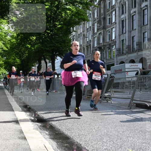 14.06.2026 - REWE Women's Run J. Mangold http://msf.ph/oto/9754193 14.06.2026 10:12:47 Ziel 10125, 10145, 10146, 10147, 10148, 10283, 10362, 10408, 10502, 10537, 10571, 10695, 11113, 11143, 11340, 11348, 11420, 11437 meine-sportfotos.de