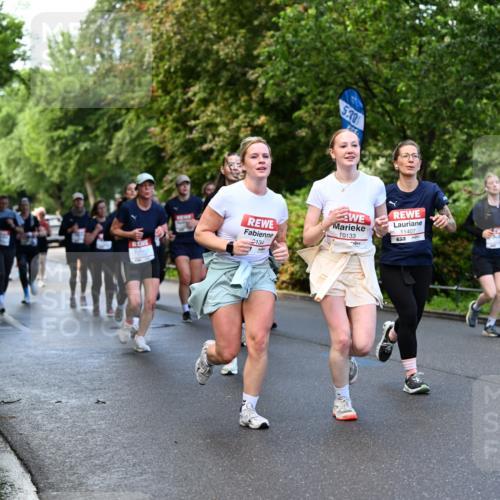 14.06.2026 - REWE Women's Run Dr. Thomas Lammeyer http://msf.ph/oto/9754197 14.06.2026 09:17:25 Laufen 5, 30, 134, 10133, 11407, 657 meine-sportfotos.de
