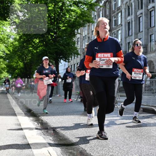 14.06.2026 - REWE Women's Run J. Mangold http://msf.ph/oto/9754222 14.06.2026 10:12:52 Ziel 10186, 10283, 10297, 10502, 10695, 11113, 11143, 11166, 11340, 11437 meine-sportfotos.de