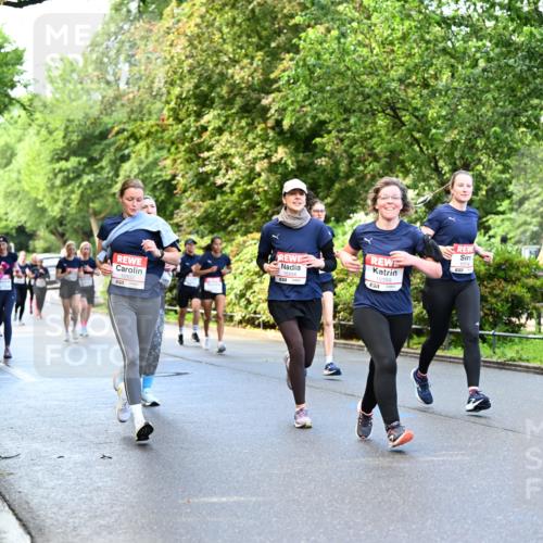 14.06.2026 - REWE Women's Run Dr. Thomas Lammeyer http://msf.ph/oto/9754261 14.06.2026 09:17:29 Laufen 10334, 10399, 1074, 10231, 7 meine-sportfotos.de