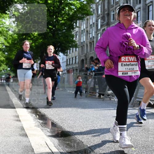 14.06.2026 - REWE Women's Run J. Mangold http://msf.ph/oto/9754262 14.06.2026 10:13:01 Ziel 10366, 10507, 10887, 10948, 11257, 11282, 11362, 11458 meine-sportfotos.de