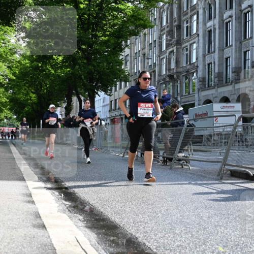 14.06.2026 - REWE Women's Run J. Mangold http://msf.ph/oto/9754294 14.06.2026 10:13:05 Ziel 10366, 10507, 10688, 10887, 10909, 10948, 11257, 11282, 11362, 11458 meine-sportfotos.de