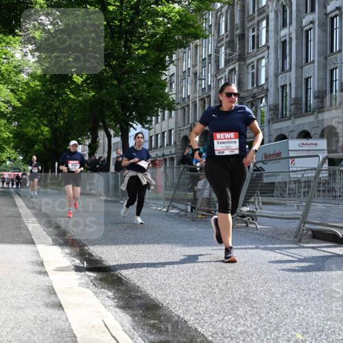 14.06.2026 - REWE Women's Run J. Mangold http://msf.ph/oto/9754299 14.06.2026 10:13:06 Ziel 10688, 10887, 10909, 10948, 11257, 11282, 11362 meine-sportfotos.de