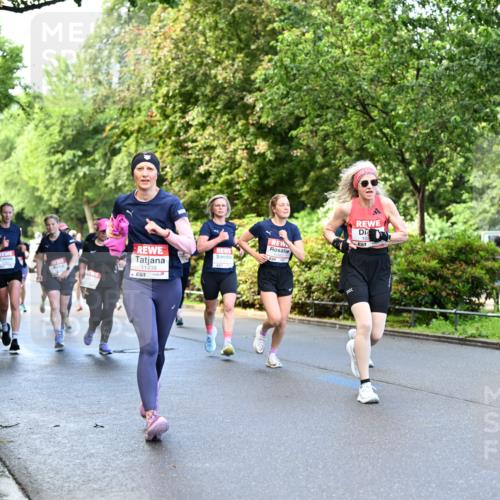 14.06.2026 - REWE Women's Run Dr. Thomas Lammeyer http://msf.ph/oto/9754326 14.06.2026 09:17:33 Laufen 11438, 10687 meine-sportfotos.de