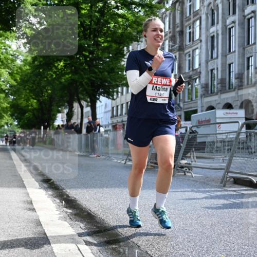 14.06.2026 - REWE Women's Run J. Mangold http://msf.ph/oto/9754335 14.06.2026 10:13:14 Ziel 11457 meine-sportfotos.de