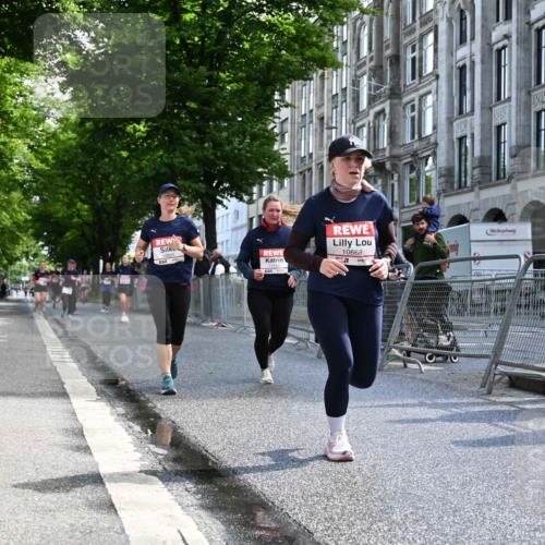 14.06.2026 - REWE Women's Run J. Mangold http://msf.ph/oto/9754342 14.06.2026 10:13:27 Ziel 10625, 10668, 11149 meine-sportfotos.de
