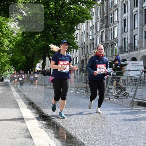 14.06.2026 - REWE Women's Run J. Mangold http://msf.ph/oto/9754348 14.06.2026 10:13:28 Ziel 10625, 10668, 11149 meine-sportfotos.de