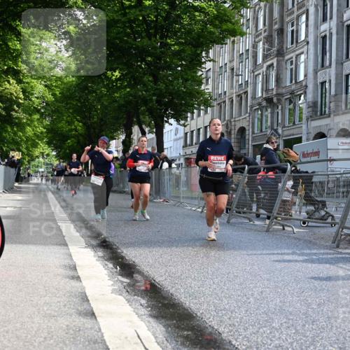 14.06.2026 - REWE Women's Run J. Mangold http://msf.ph/oto/9754366 14.06.2026 10:13:35 Ziel 10384, 10555, 10596, 11251, 11445 meine-sportfotos.de