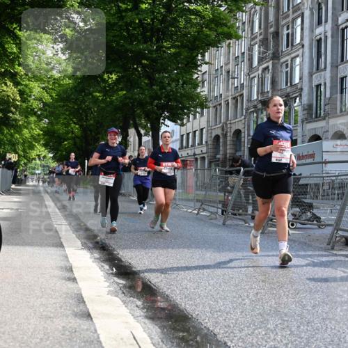 14.06.2026 - REWE Women's Run J. Mangold http://msf.ph/oto/9754376 14.06.2026 10:13:35 Ziel 10384, 10555, 10596, 11251, 11445 meine-sportfotos.de