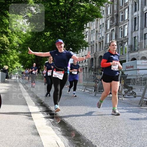 14.06.2026 - REWE Women's Run J. Mangold http://msf.ph/oto/9754398 14.06.2026 10:13:37 Ziel 10384, 10555, 10596, 11251, 11445 meine-sportfotos.de