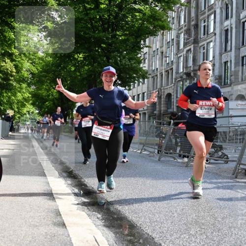 14.06.2026 - REWE Women's Run J. Mangold http://msf.ph/oto/9754399 14.06.2026 10:13:37 Ziel 10384, 10555, 10596, 11251, 11445 meine-sportfotos.de