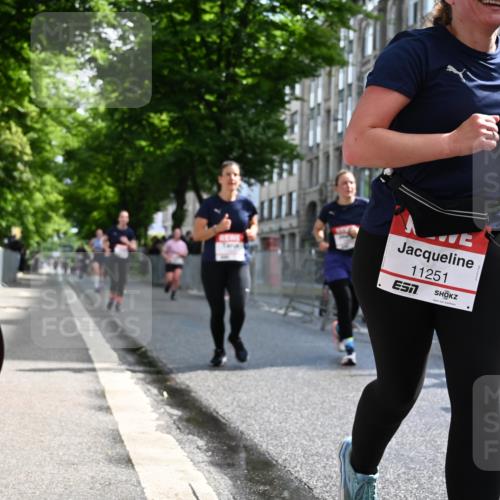 14.06.2026 - REWE Women's Run J. Mangold http://msf.ph/oto/9754420 14.06.2026 10:13:39 Ziel 10241, 10384, 10555, 10596, 11251, 11445 meine-sportfotos.de