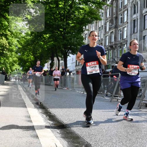 14.06.2026 - REWE Women's Run J. Mangold http://msf.ph/oto/9754432 14.06.2026 10:13:40 Ziel 10040, 10241, 10384, 10555, 10596, 11251, 11445 meine-sportfotos.de