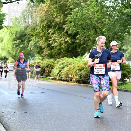 14.06.2026 - REWE Women's Run Dr. Thomas Lammeyer http://msf.ph/oto/9754449 14.06.2026 09:17:41 Laufen 11214, 7, 65, 10440, 1137, 7 meine-sportfotos.de