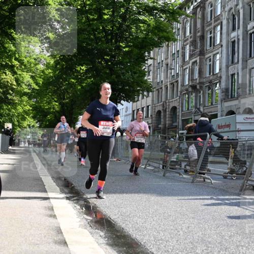 14.06.2026 - REWE Women's Run J. Mangold http://msf.ph/oto/9754456 14.06.2026 10:13:43 Ziel 10040, 10241, 10321, 10498, 10596, 11251, 11445 meine-sportfotos.de