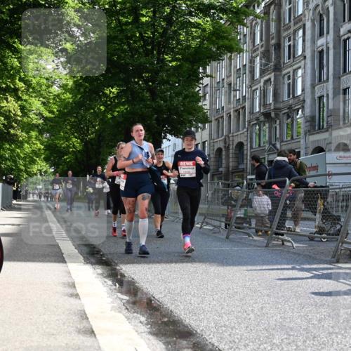 14.06.2026 - REWE Women's Run J. Mangold http://msf.ph/oto/9754474 14.06.2026 10:13:46 Ziel 10040, 10241, 10321, 10458, 10498, 10536 meine-sportfotos.de