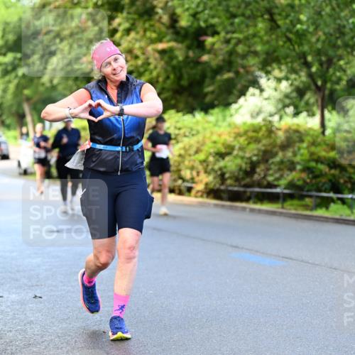 14.06.2026 - REWE Women's Run Dr. Thomas Lammeyer http://msf.ph/oto/9754490 14.06.2026 09:17:44 Laufen  meine-sportfotos.de