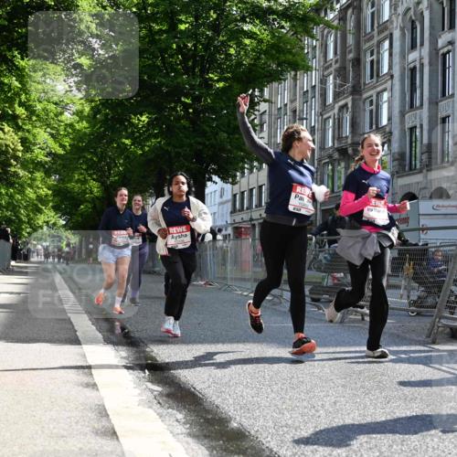 14.06.2026 - REWE Women's Run J. Mangold http://msf.ph/oto/9754542 14.06.2026 10:13:53 Ziel 10321, 10336, 10452, 10458, 10536, 10696, 10711, 11295, 11425, 11497 meine-sportfotos.de