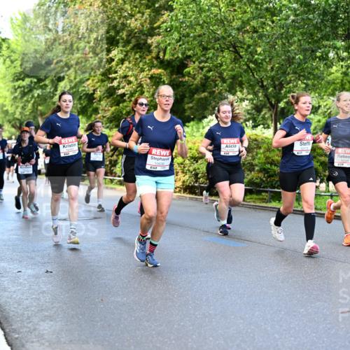 14.06.2026 - REWE Women's Run Dr. Thomas Lammeyer http://msf.ph/oto/9754555 14.06.2026 09:17:51 Laufen 10636, 57, 1055, 10385, 7, 10611 meine-sportfotos.de