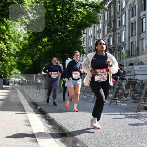 14.06.2026 - REWE Women's Run J. Mangold http://msf.ph/oto/9754556 14.06.2026 10:13:54 Ziel 10336, 10452, 10458, 10536, 10696, 10711, 11295, 11425, 11497 meine-sportfotos.de