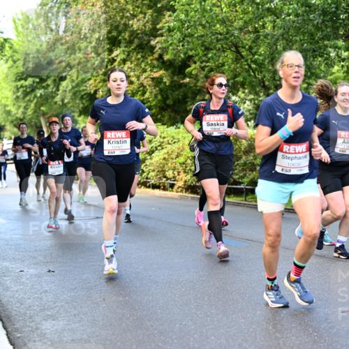 14.06.2026 - REWE Women's Run Dr. Thomas Lammeyer http://msf.ph/oto/9754571 14.06.2026 09:17:52 Laufen 10167, 57, 10858, 10636, 7, 11055, 7 meine-sportfotos.de