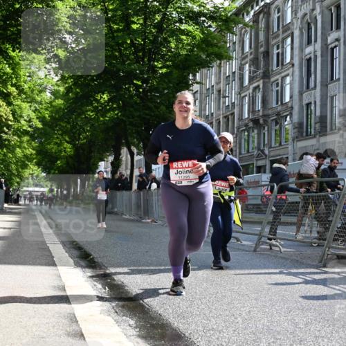 14.06.2026 - REWE Women's Run J. Mangold http://msf.ph/oto/9754578 14.06.2026 10:13:56 Ziel 10336, 10452, 10696, 10711, 11295, 11425, 11497 meine-sportfotos.de