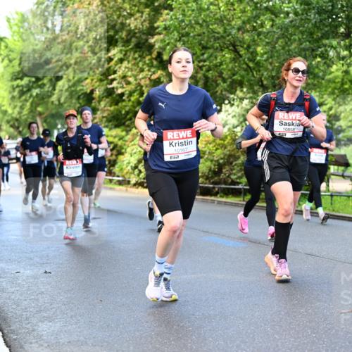 14.06.2026 - REWE Women's Run Dr. Thomas Lammeyer http://msf.ph/oto/9754586 14.06.2026 09:17:53 Laufen 10167, 7, 10858, 7 meine-sportfotos.de