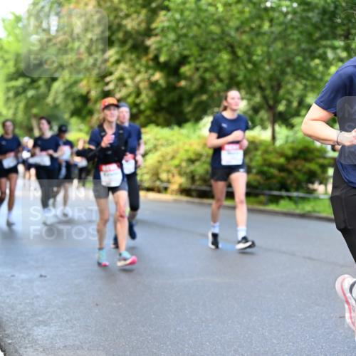 14.06.2026 - REWE Women's Run Dr. Thomas Lammeyer http://msf.ph/oto/9754599 14.06.2026 09:17:54 Laufen 10167 meine-sportfotos.de