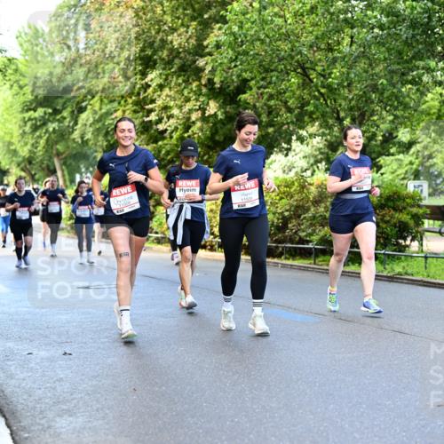 14.06.2026 - REWE Women's Run Dr. Thomas Lammeyer http://msf.ph/oto/9754636 14.06.2026 09:17:56 Laufen 4, 11535, 57 meine-sportfotos.de