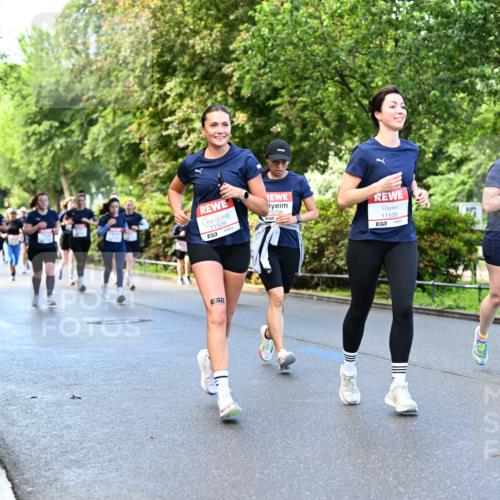 14.06.2026 - REWE Women's Run Dr. Thomas Lammeyer http://msf.ph/oto/9754646 14.06.2026 09:17:57 Laufen 11509, 7, 10706, 11535, 7 meine-sportfotos.de