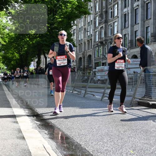 14.06.2026 - REWE Women's Run J. Mangold http://msf.ph/oto/9754699 14.06.2026 10:14:27 Ziel 10064, 10509, 11359, 11461 meine-sportfotos.de