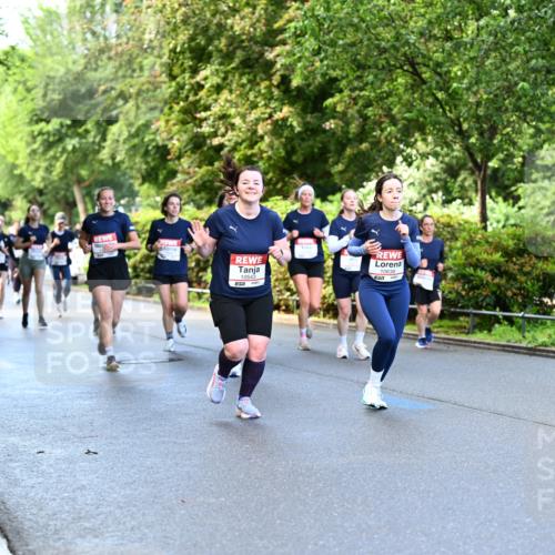 14.06.2026 - REWE Women's Run Dr. Thomas Lammeyer http://msf.ph/oto/9754706 14.06.2026 09:18:01 Laufen 10543, 10638 meine-sportfotos.de