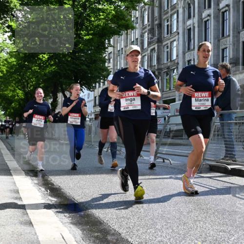 14.06.2026 - REWE Women's Run J. Mangold http://msf.ph/oto/9754753 14.06.2026 10:14:37 Ziel 10394, 10550, 10569, 10872, 10883, 10961, 10962, 11195, 11286 meine-sportfotos.de