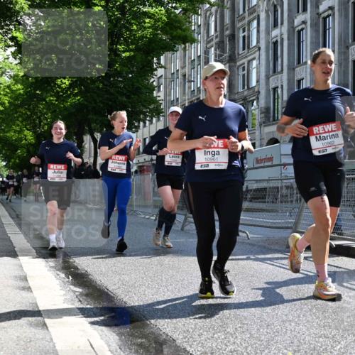 14.06.2026 - REWE Women's Run J. Mangold http://msf.ph/oto/9754755 14.06.2026 10:14:38 Ziel 10394, 10550, 10569, 10872, 10883, 10961, 10962, 11195, 11286 meine-sportfotos.de