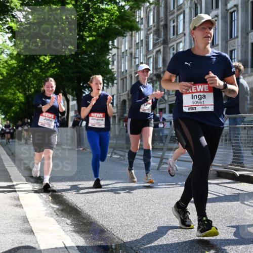 14.06.2026 - REWE Women's Run J. Mangold http://msf.ph/oto/9754757 14.06.2026 10:14:38 Ziel 10394, 10550, 10569, 10872, 10883, 10961, 10962, 11195, 11286 meine-sportfotos.de