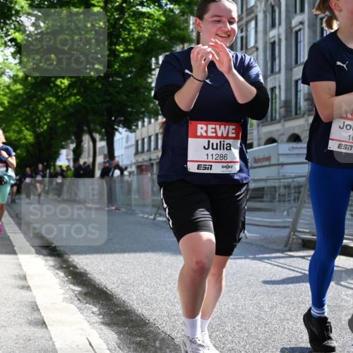 14.06.2026 - REWE Women's Run J. Mangold http://msf.ph/oto/9754776 14.06.2026 10:14:39 Ziel 10394, 10550, 10569, 10872, 10883, 10961, 10962, 11195, 11286 meine-sportfotos.de