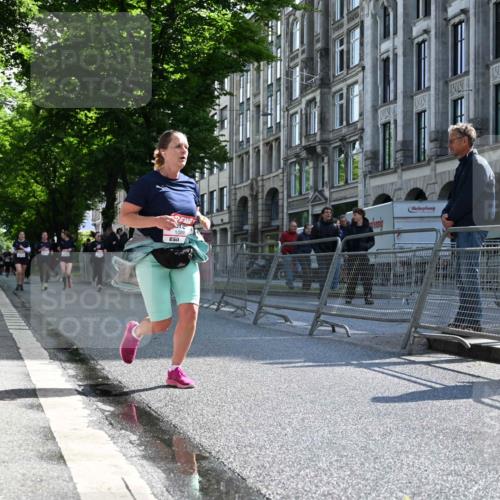 14.06.2026 - REWE Women's Run J. Mangold http://msf.ph/oto/9754780 14.06.2026 10:14:41 Ziel 10394, 10569, 10872, 10883, 10961, 10962, 11286 meine-sportfotos.de
