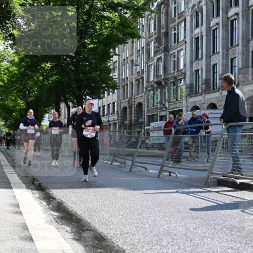 14.06.2026 - REWE Women's Run J. Mangold http://msf.ph/oto/9754792 14.06.2026 10:14:48 Ziel 10374, 10404, 10644, 10689 meine-sportfotos.de