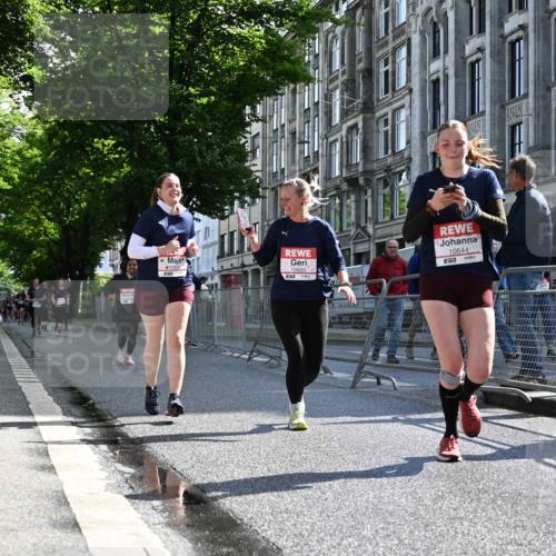 14.06.2026 - REWE Women's Run J. Mangold http://msf.ph/oto/9754822 14.06.2026 10:14:52 Ziel 10374, 10404, 10644, 10689, 11398 meine-sportfotos.de