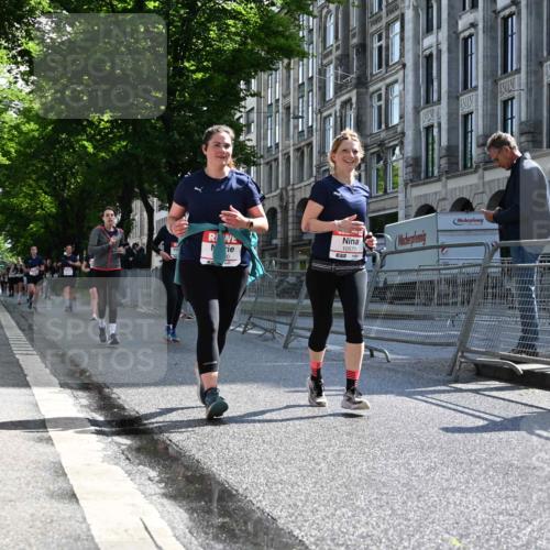 14.06.2026 - REWE Women's Run J. Mangold http://msf.ph/oto/9754869 14.06.2026 10:15:01 Ziel 10523, 10577, 10758, 11120, 11430 meine-sportfotos.de