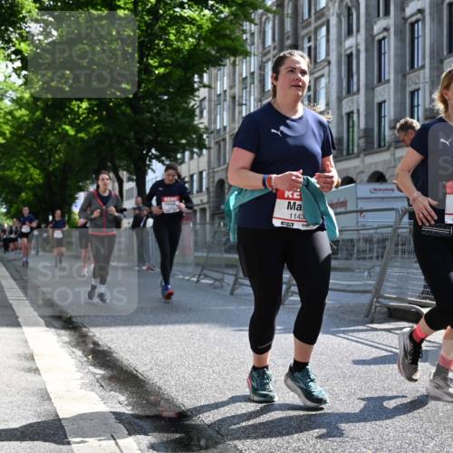 14.06.2026 - REWE Women's Run J. Mangold http://msf.ph/oto/9754878 14.06.2026 10:15:02 Ziel 10523, 10577, 10758, 11120, 11430 meine-sportfotos.de