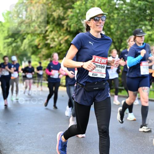 14.06.2026 - REWE Women's Run Dr. Thomas Lammeyer http://msf.ph/oto/9754892 14.06.2026 09:18:13 Laufen 10625, 10092, 51 meine-sportfotos.de
