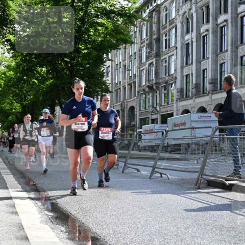 14.06.2026 - REWE Women's Run J. Mangold http://msf.ph/oto/9754911 14.06.2026 10:15:10 Ziel 10202, 10249, 10330, 10523, 10570, 10630, 10746, 11106, 11151 meine-sportfotos.de
